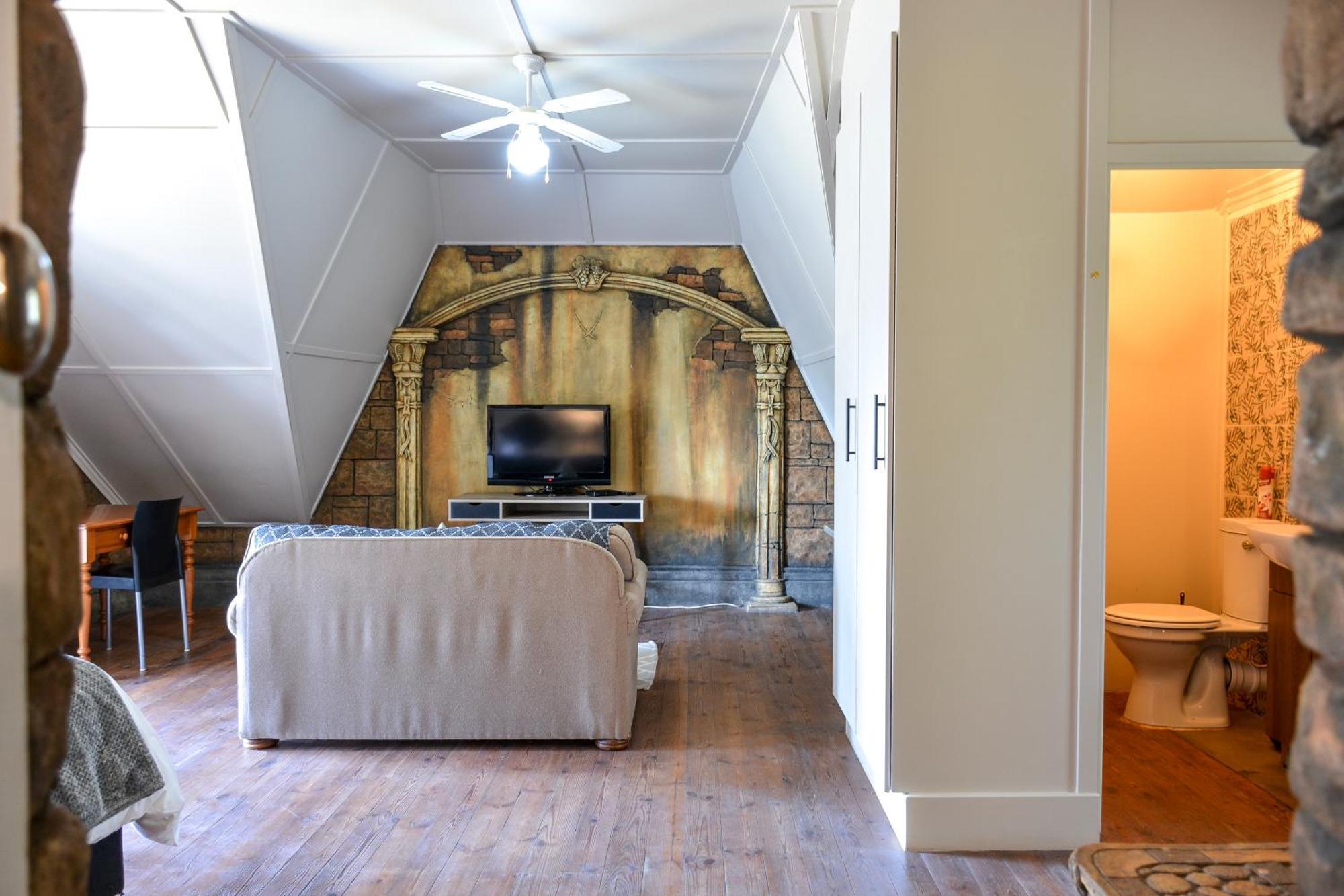 Biggy Best Boutique Hotel & Self Catering Cottages Гауік Екстер'єр фото