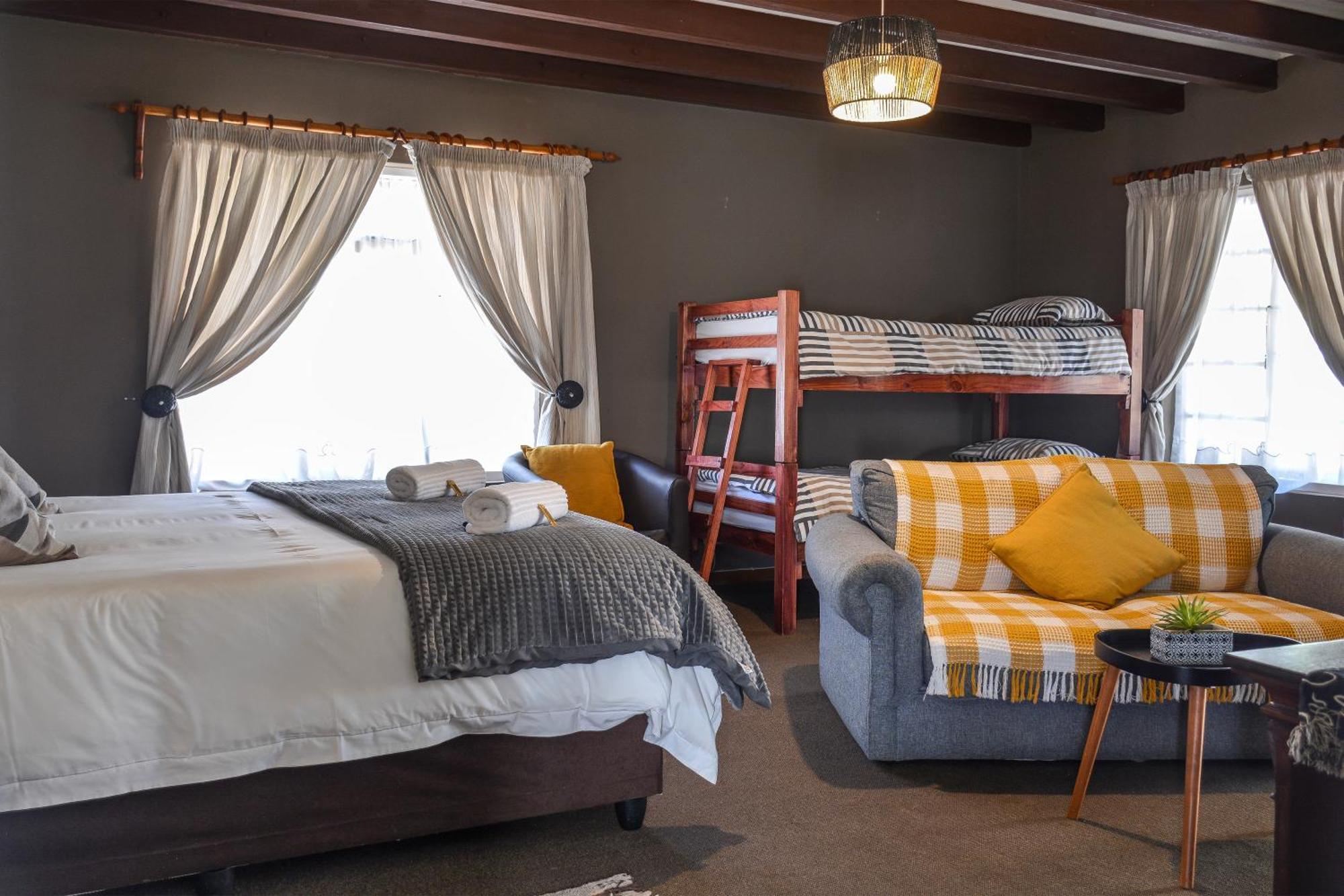 Biggy Best Boutique Hotel & Self Catering Cottages Гауік Екстер'єр фото